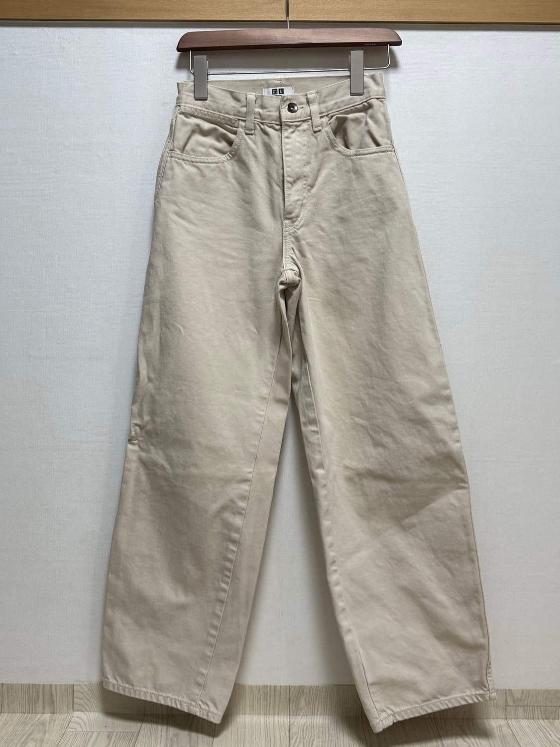 유니클로 U 와이드 팬츠 아이보리 23 상품이미지1