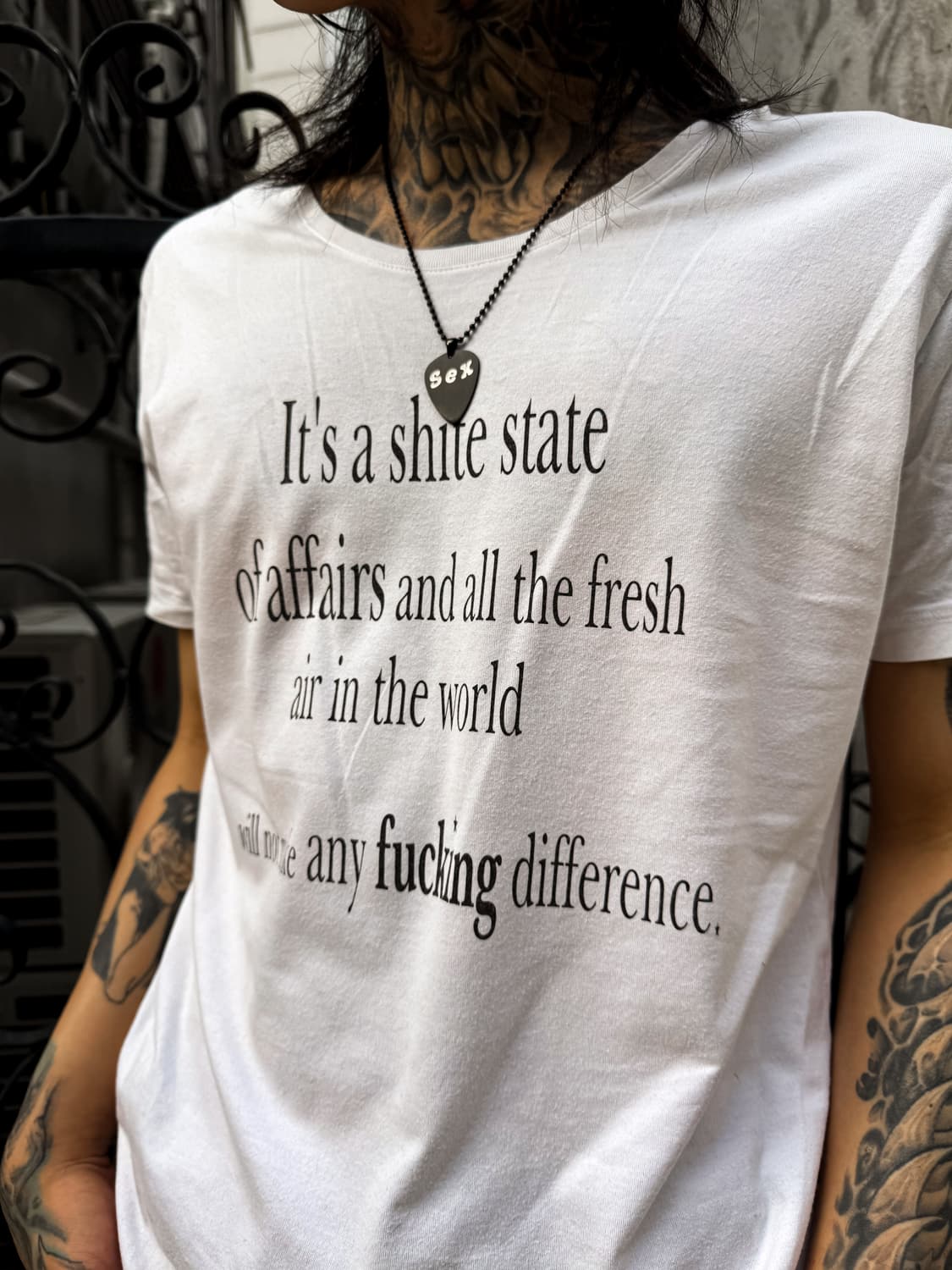 Johnbull – Statement Print U-Neck T-shir 상품이미지1