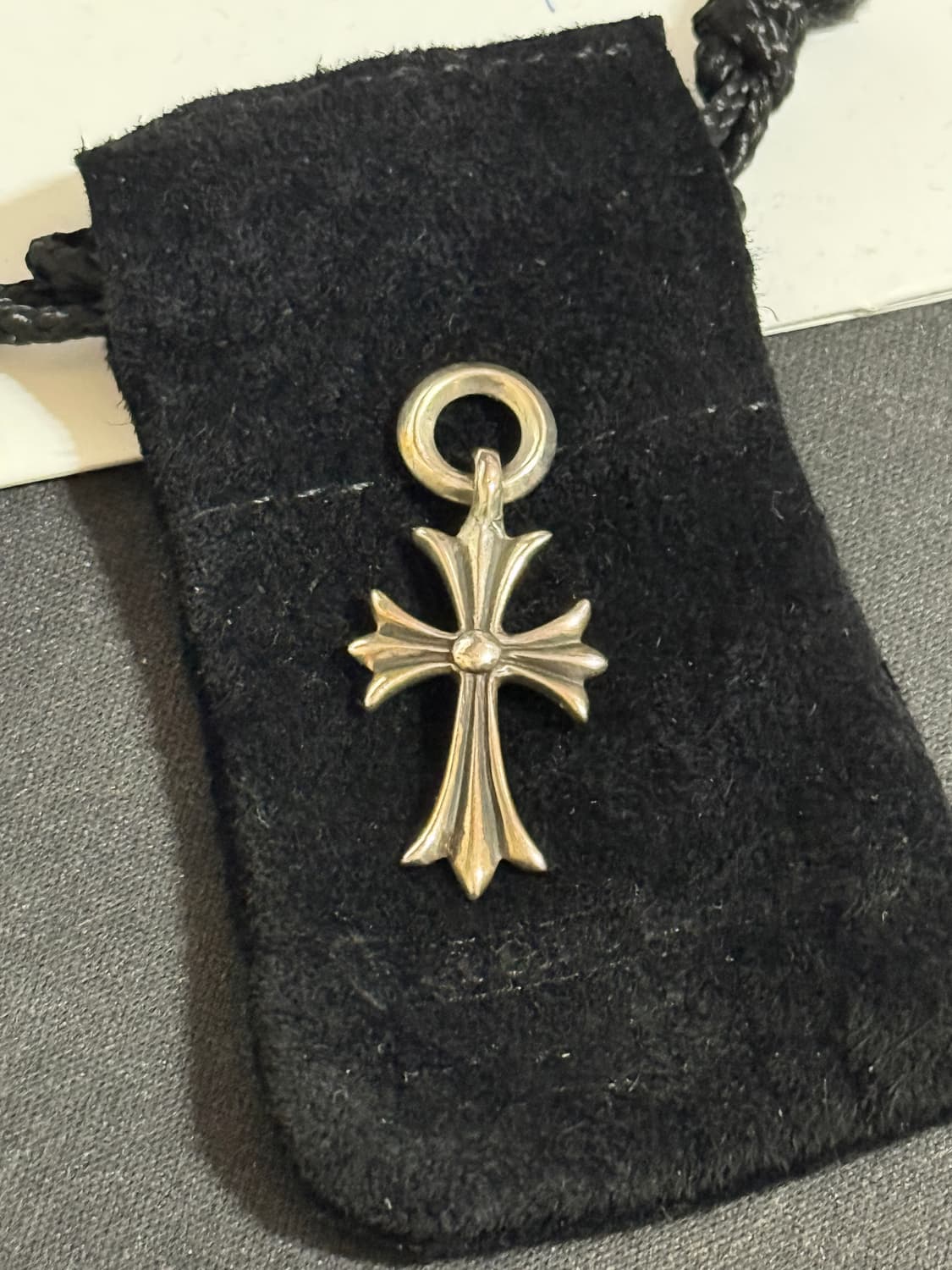 크롬하츠 타이니 크로스 상품이미지1