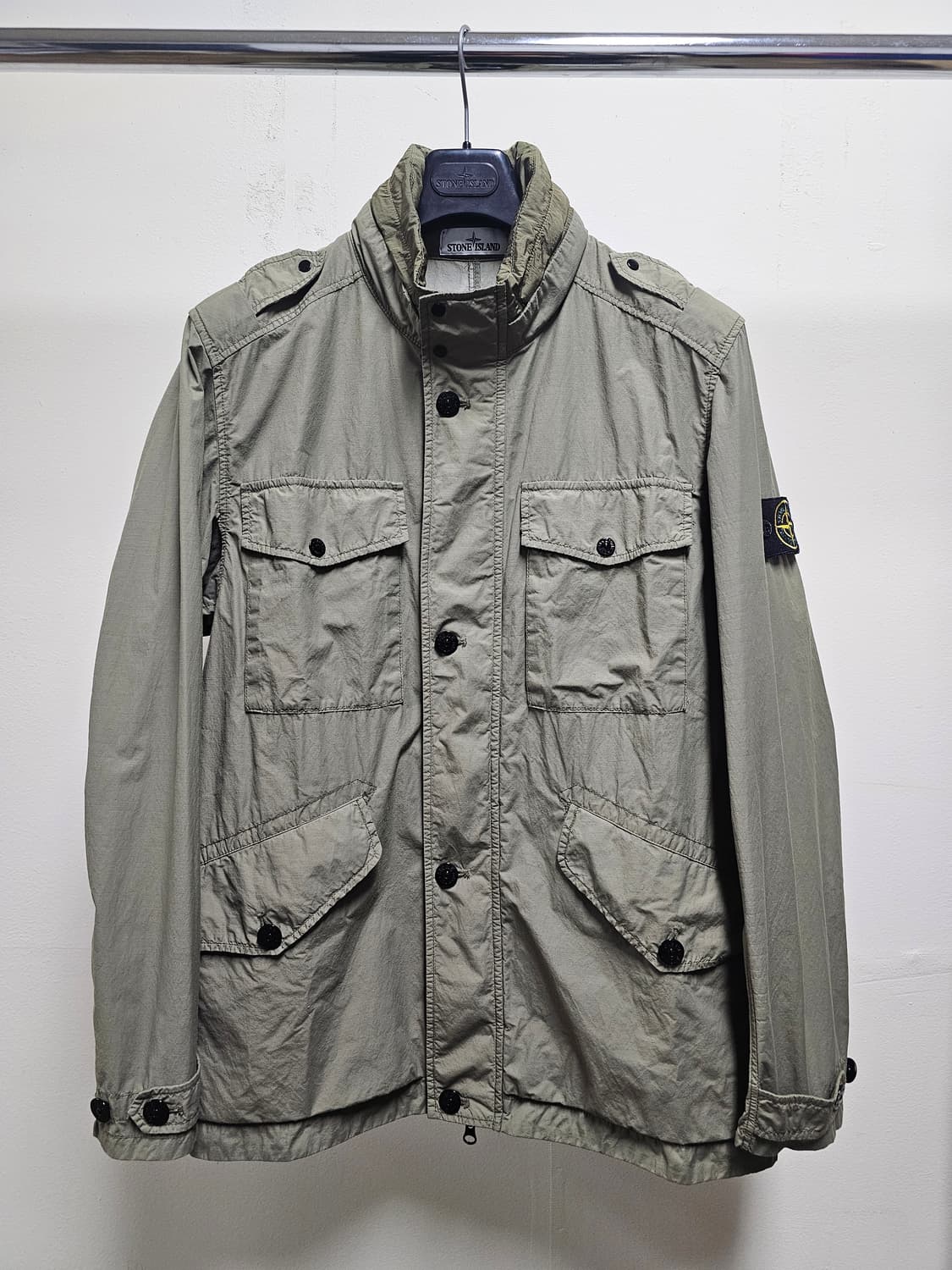 스톤아일랜드 나슬란 라이트 와트로 필드자켓 상품이미지1