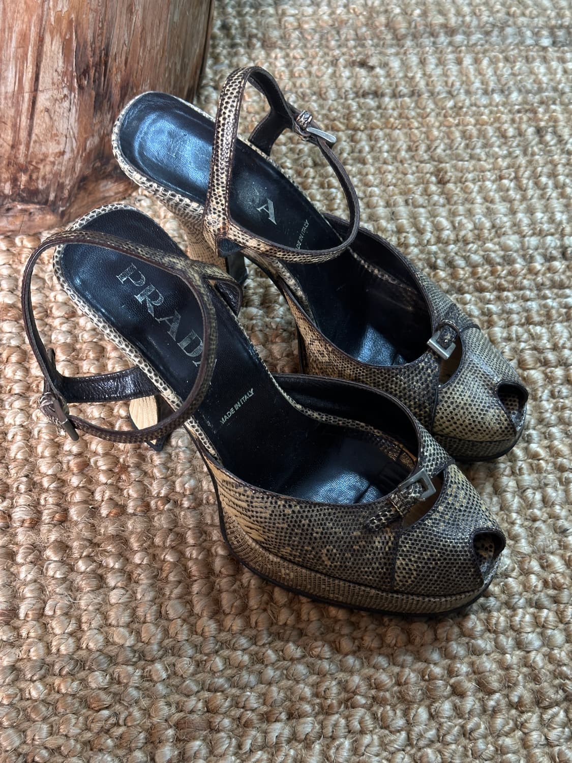 프라다 뱀피 힐 235 상품이미지3