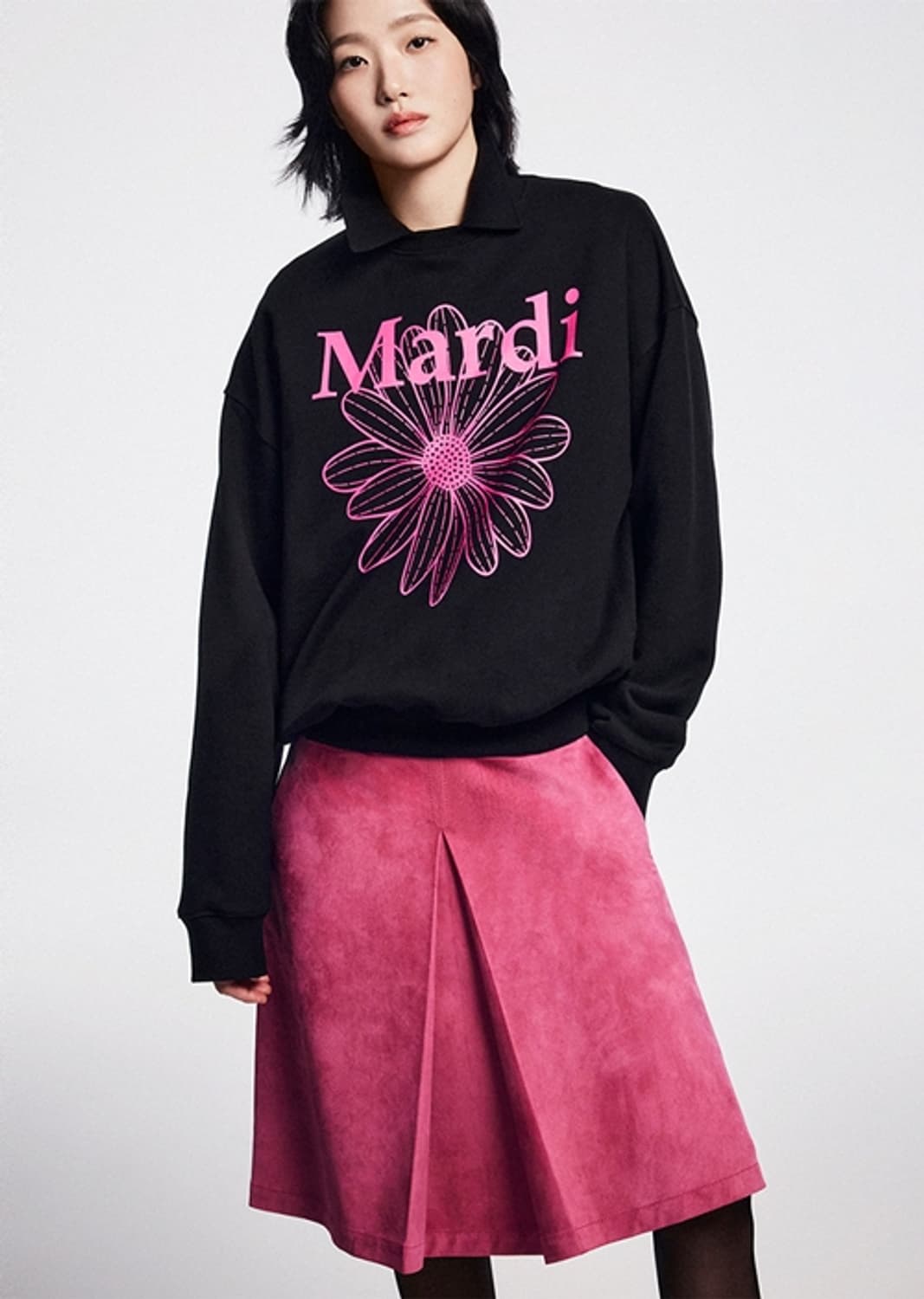 L ) 마르디 메크르디 플라워 그라데이션 맨투맨 상품이미지2