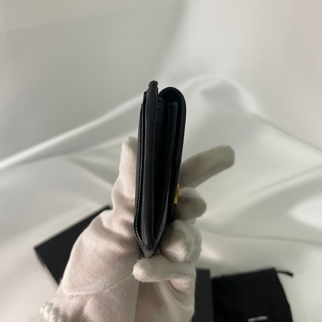 생로랑 업다운 카드지갑 풀박스 블랙 금장 A+급 풀박 상품이미지6