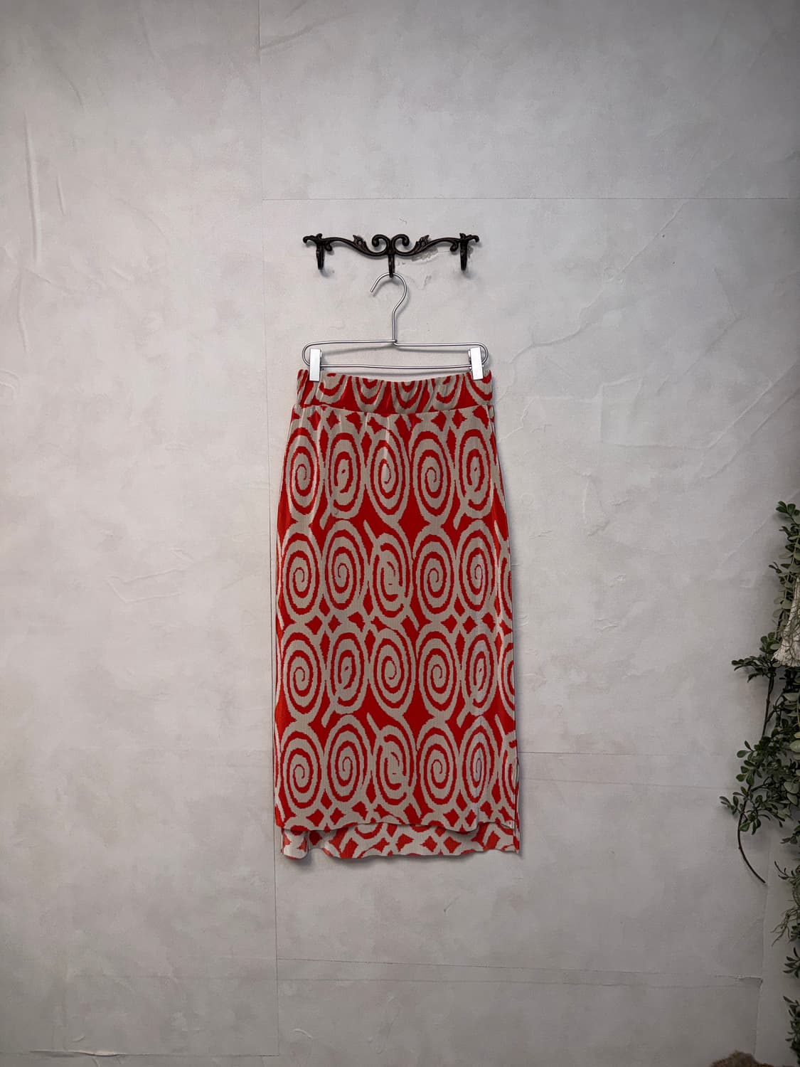 Orange red geometric stretch pleats sk 상품이미지2
