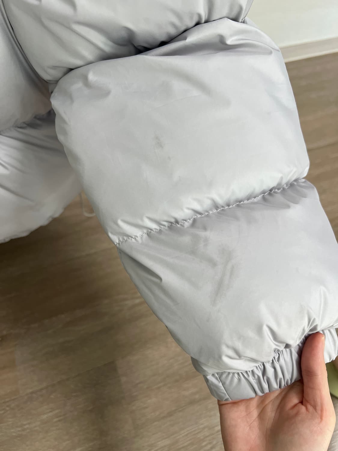 블랙모먼트 푸퍼 패딩 그레이 M 남여공용 상품이미지7