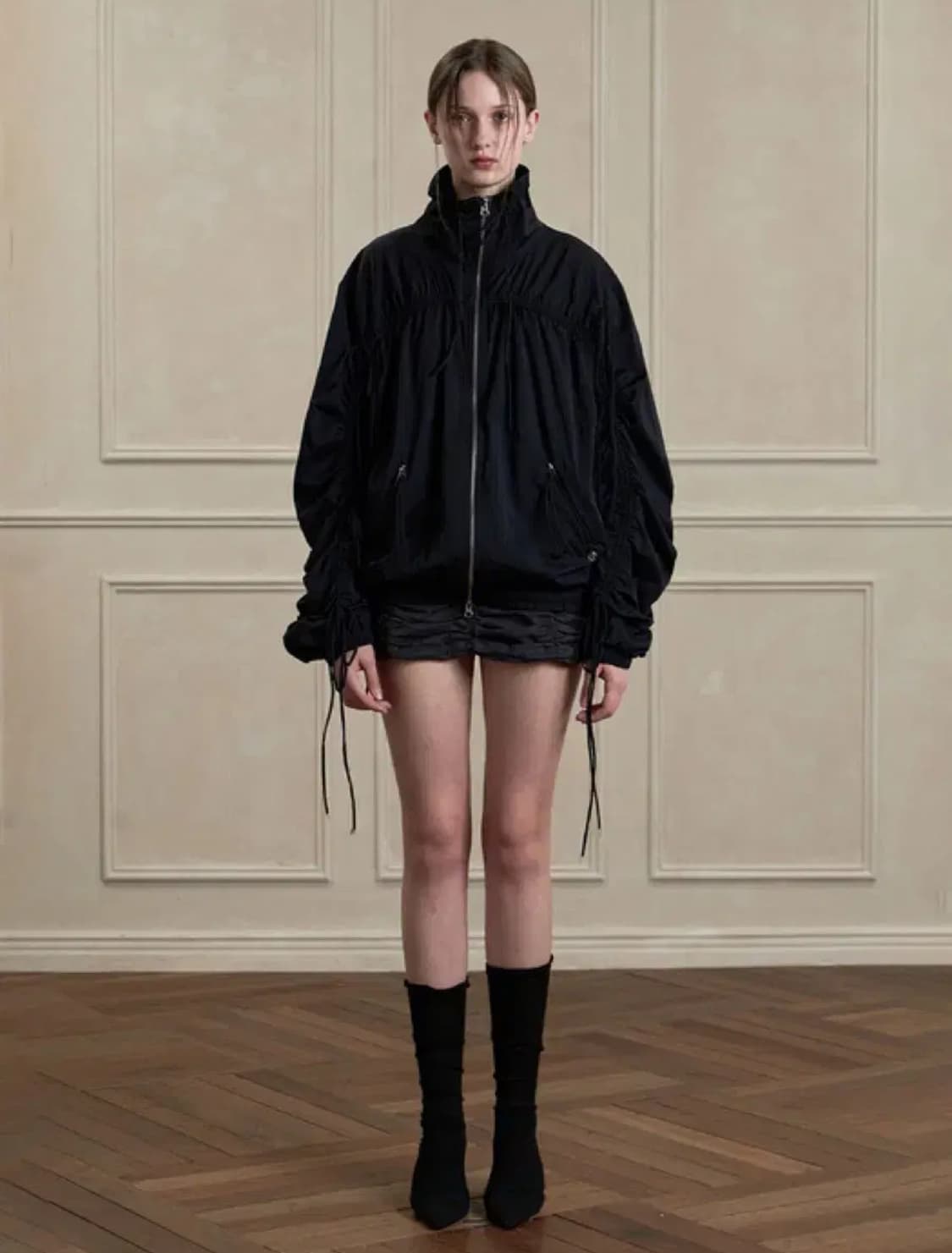 새상품) 페인오어플레져 비올라 봄버 자켓 블랙 상품이미지3