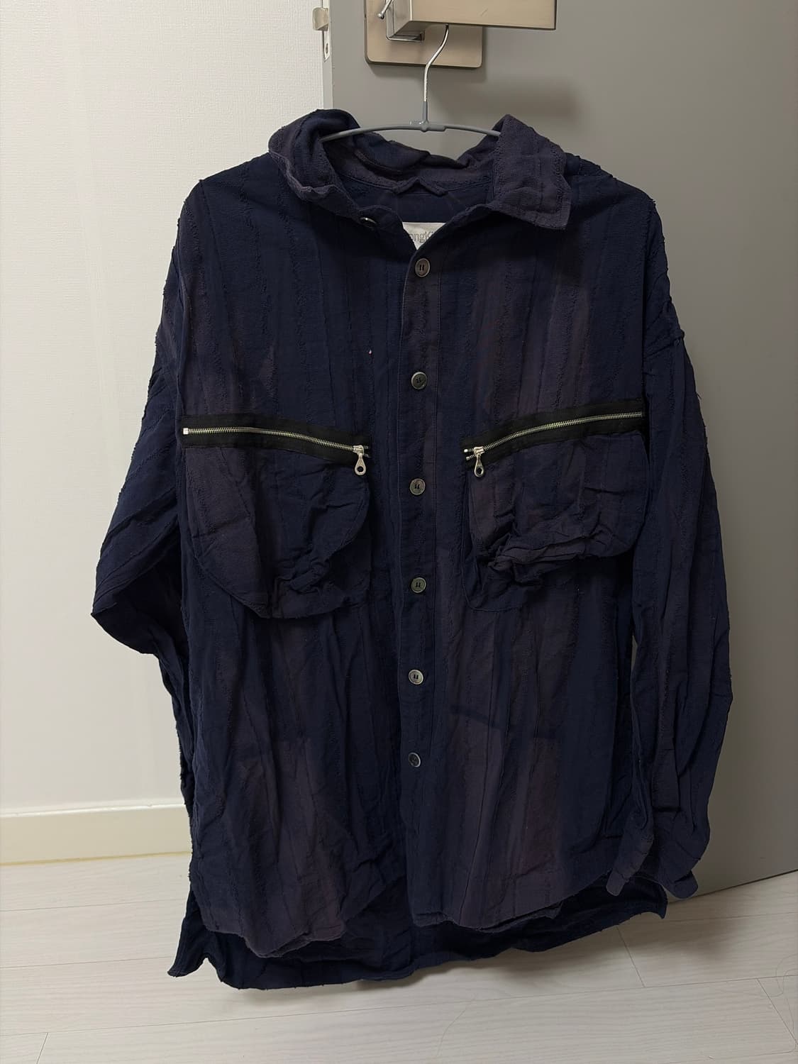 지용킴 23ss 네이비 셔츠 L 상품이미지3