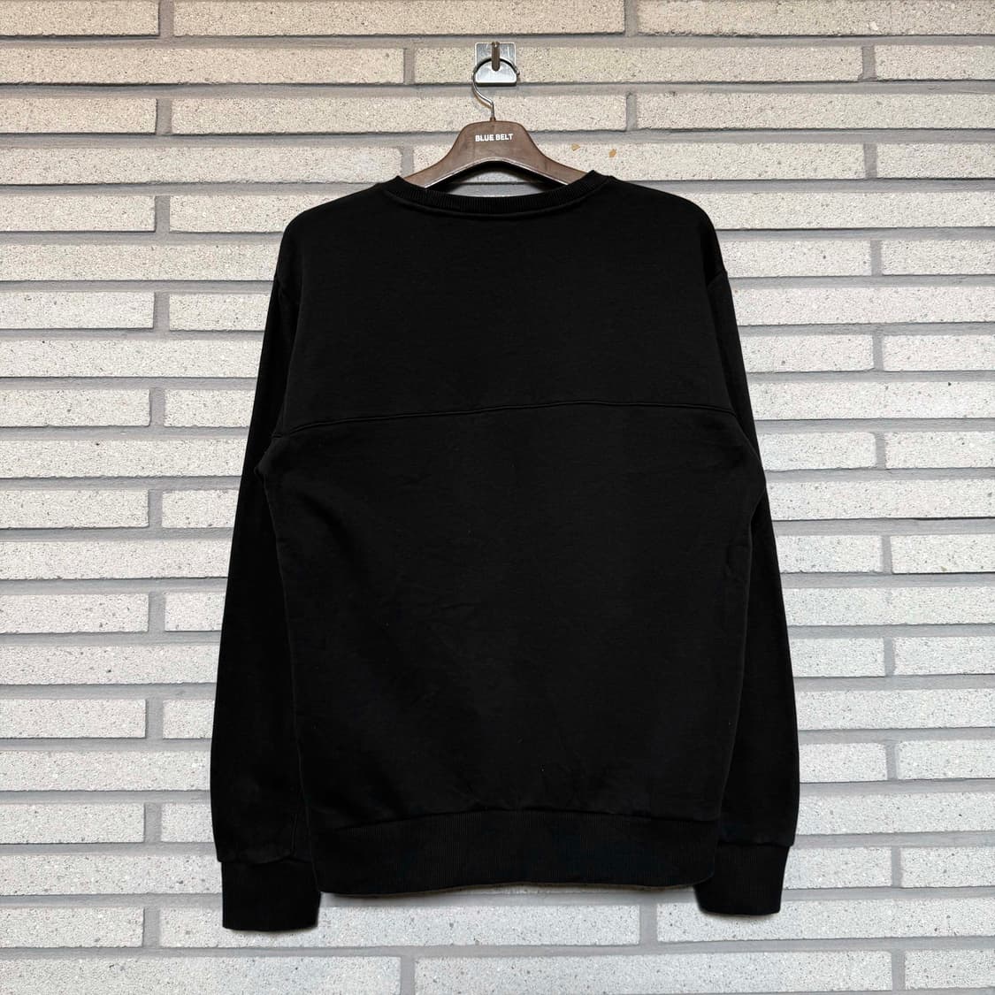 리복 파이핑 트랙 블랙 화이트 배색 맨투맨 상품이미지2