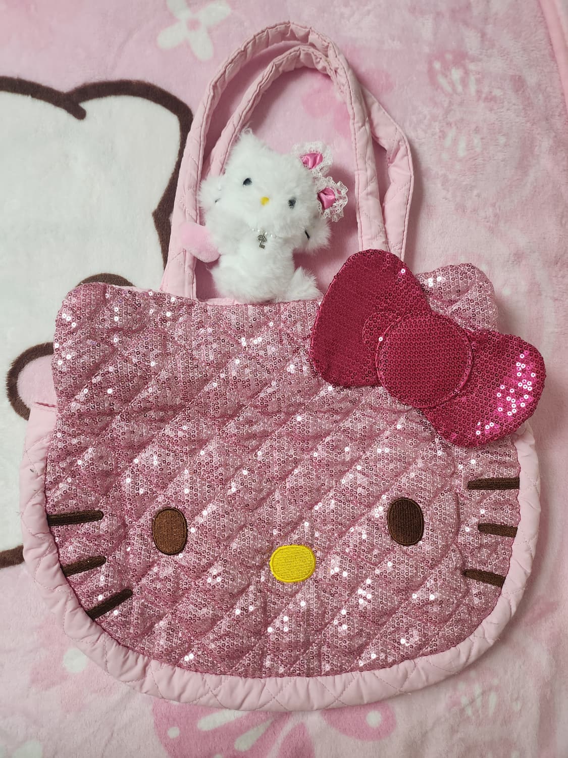 헬로키티 핑크 퀼팅 스팽글 빅  숄더백 상품이미지10
