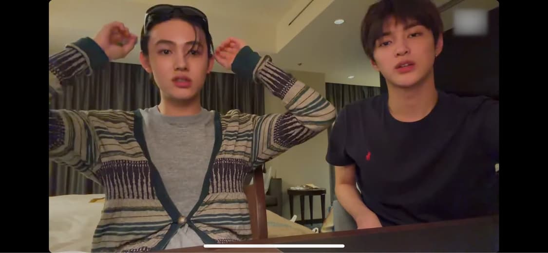 코르티스 건호 폴로 네이비티 상품이미지1