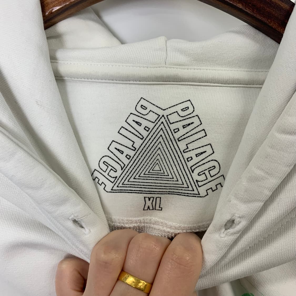 팔라스 18ss 서킷 빅로고 후드티 상품이미지9