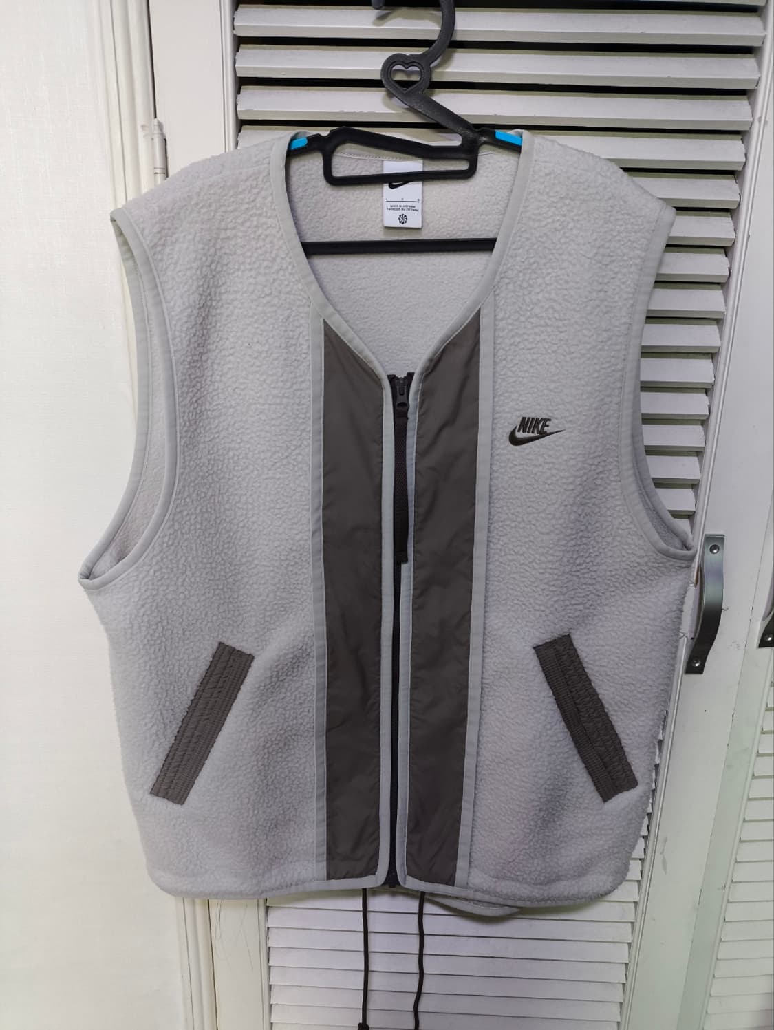 L 나이키 에센셜 세르파 베스트자켓 바닐라크림 조끼 상품이미지1