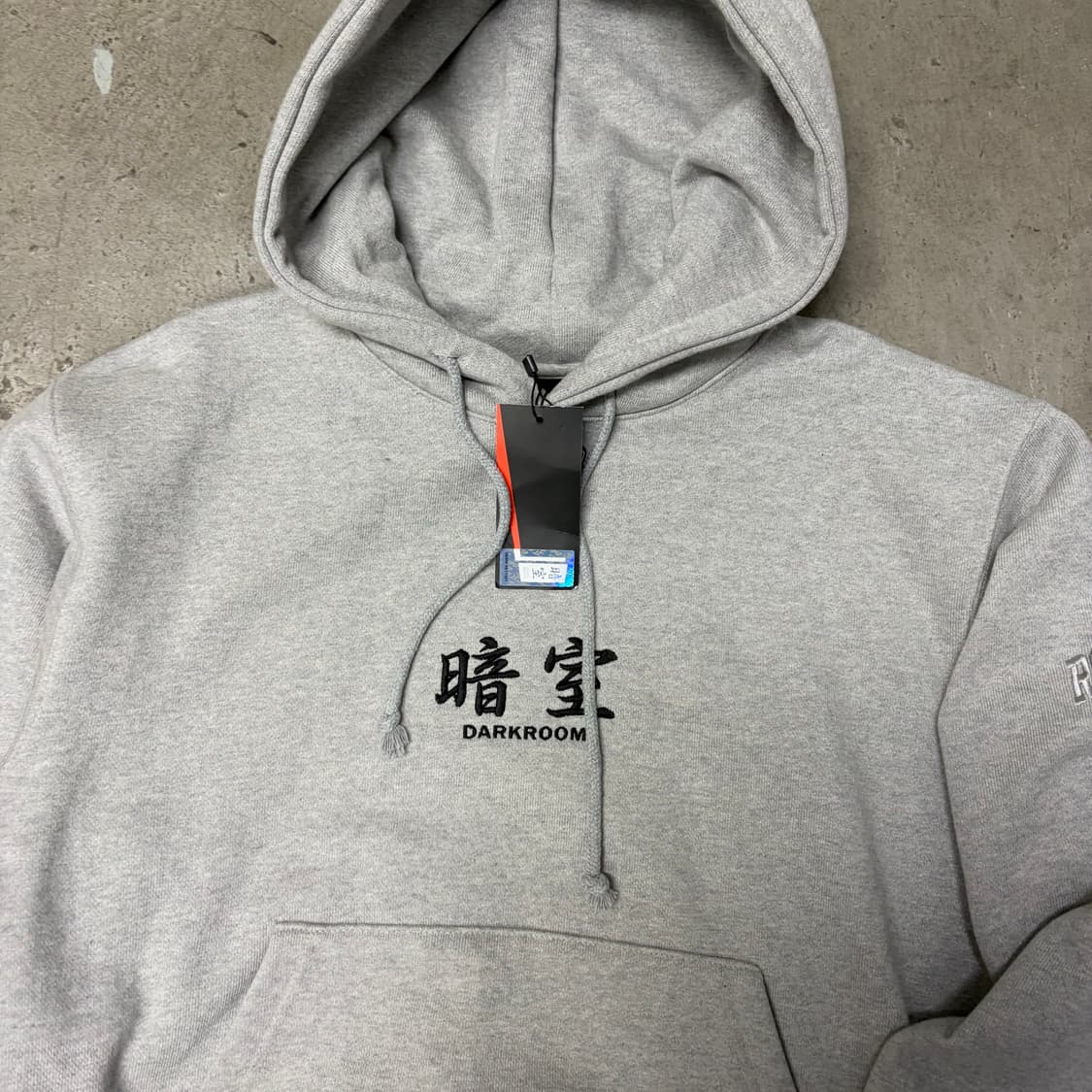 다크룸 스튜디오 암실 로고 헤비 후드티[2017] 상품이미지2