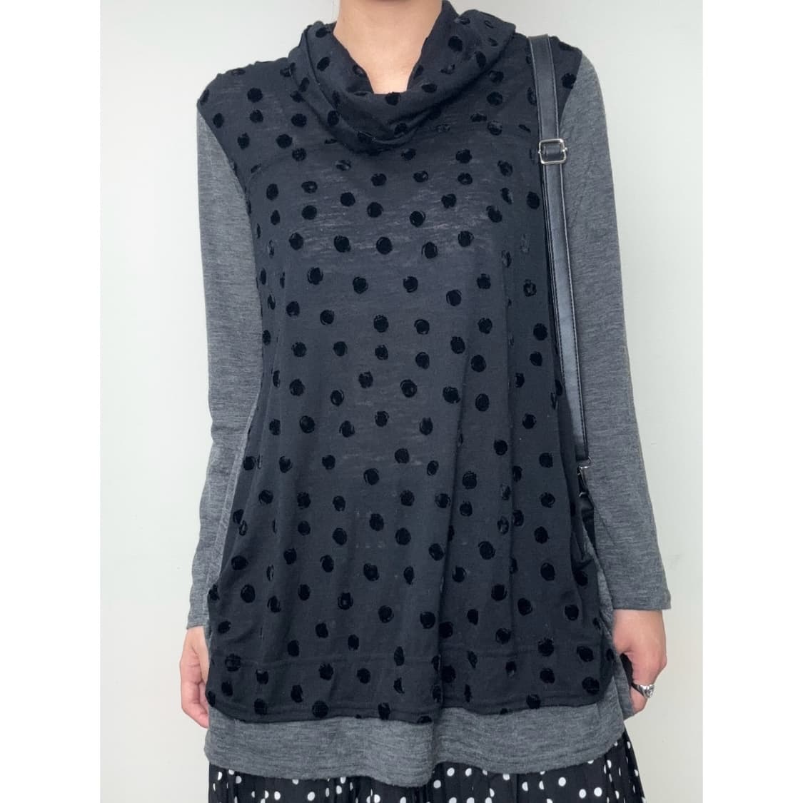 빈티지 도트 이너 롱슬리브 상품이미지1