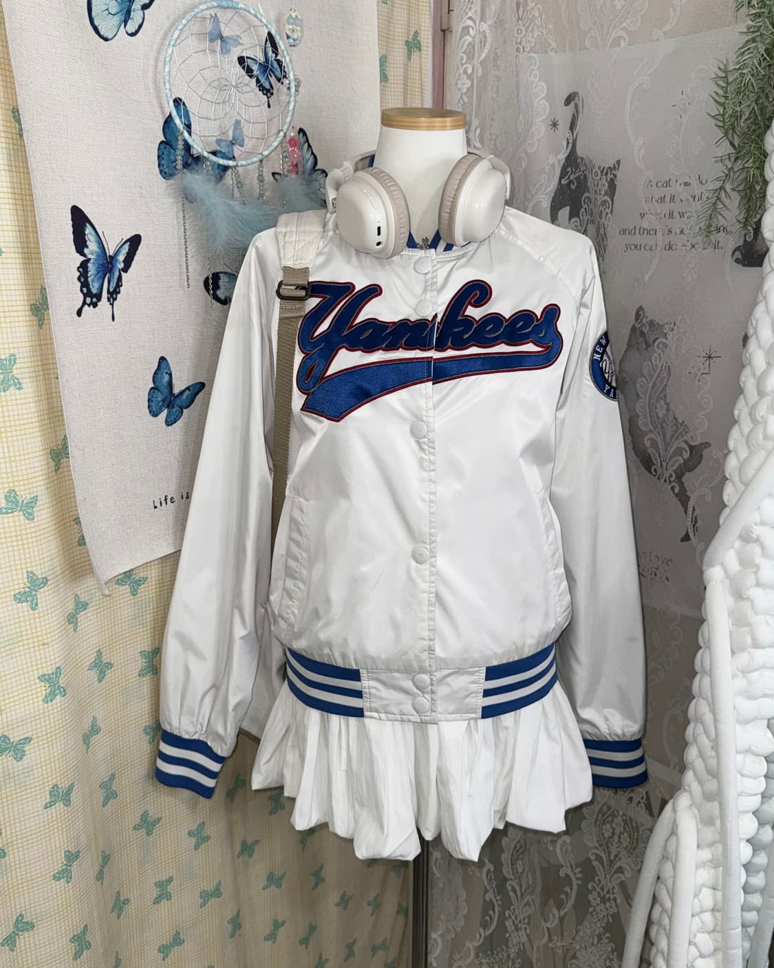 엠엘비 화이트 & 블루 양키스 야구점퍼  상품이미지1