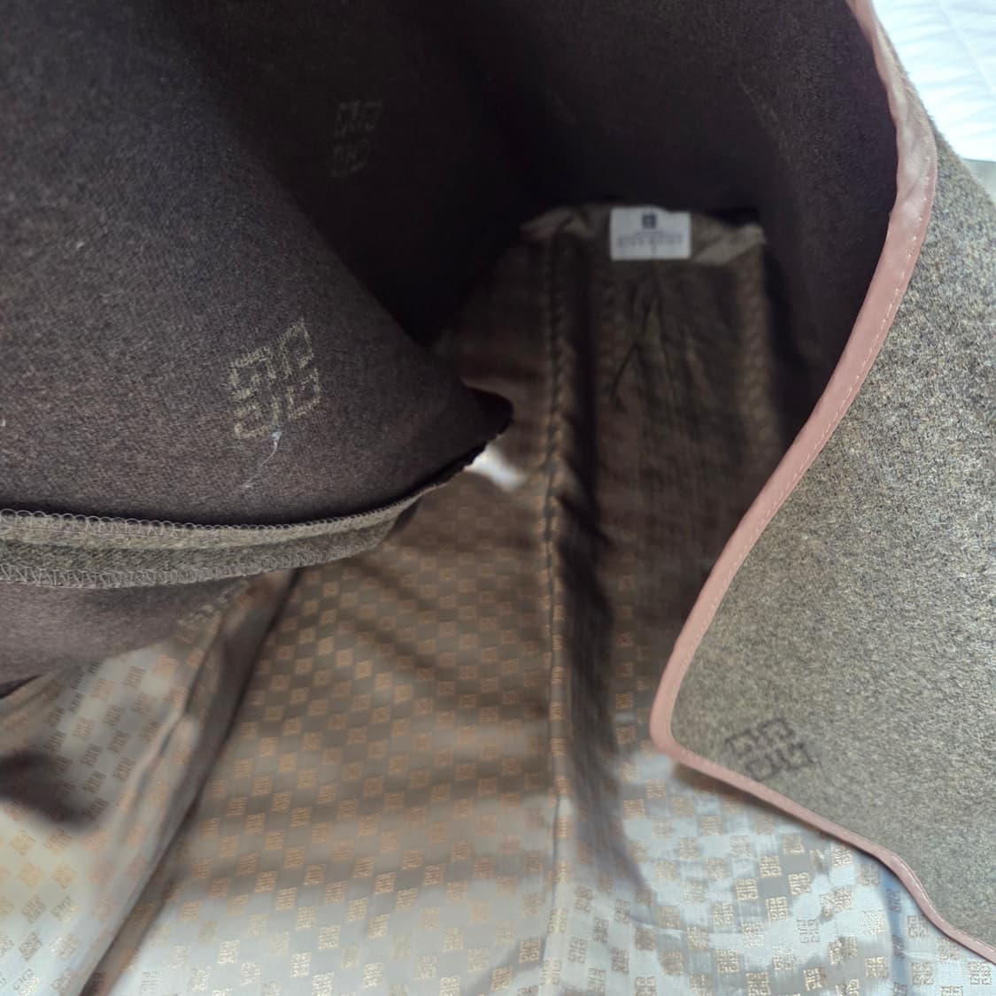 [57]지방시 울실크 싱글트렌치코트 울내피포함 올리브그린 약105 상품이미지7