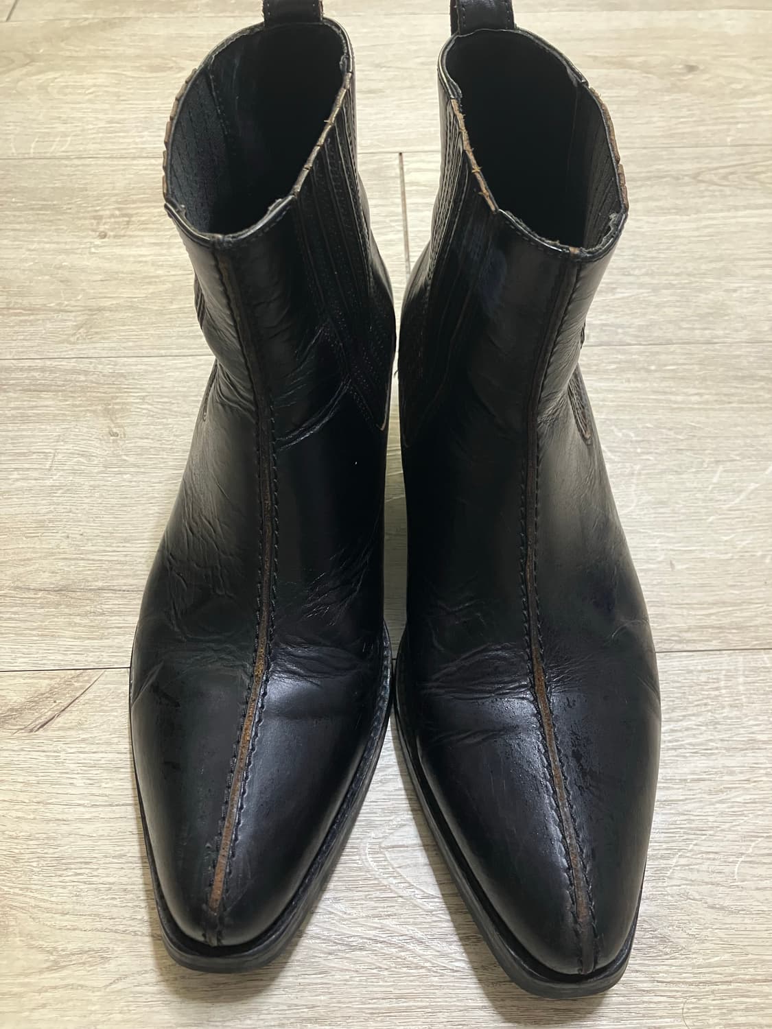 아워레가시 쿠반 블랙(44 사이즈 / 280~290) 상품이미지1