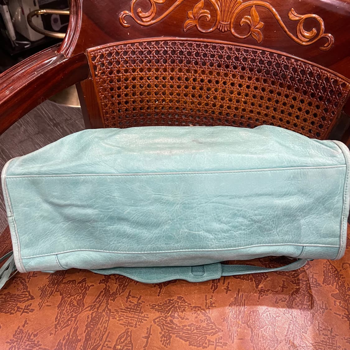 발렌시아가 모터백 상품이미지8