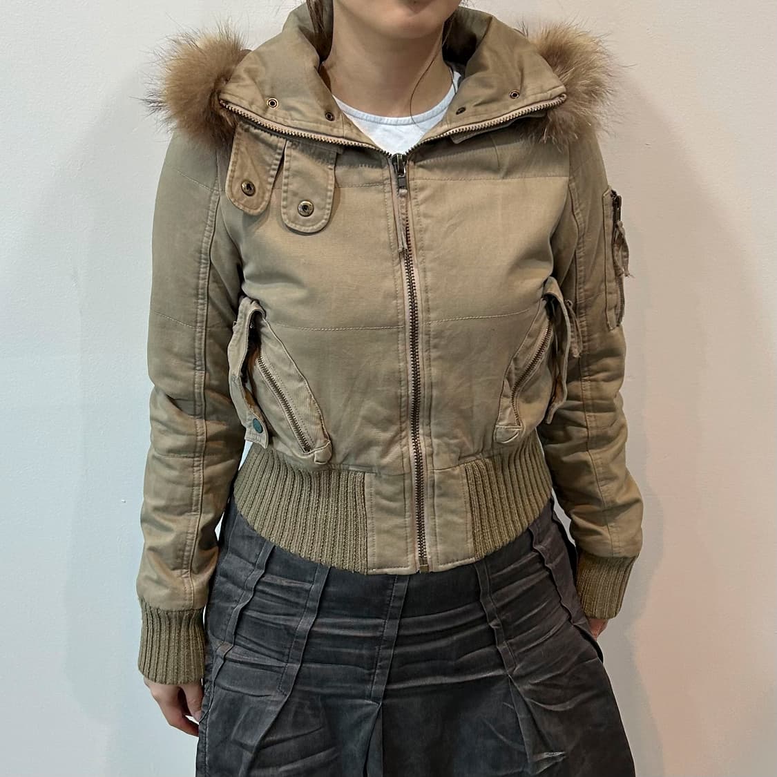 브라운 울프죠 크롭 점퍼 상품이미지2