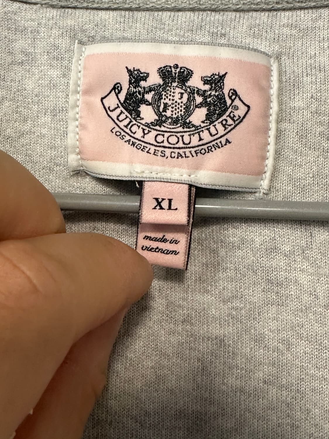 쥬시꾸뒤르 Juicy Couture 벨벳 로고 후드 집업 상품이미지3