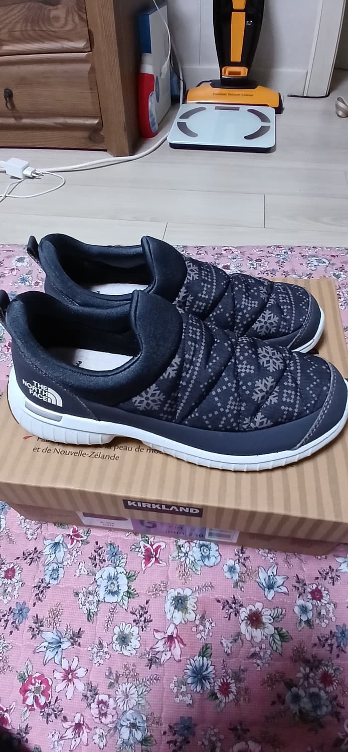 노스페이스 패딩방한화(240mm)  상품이미지2