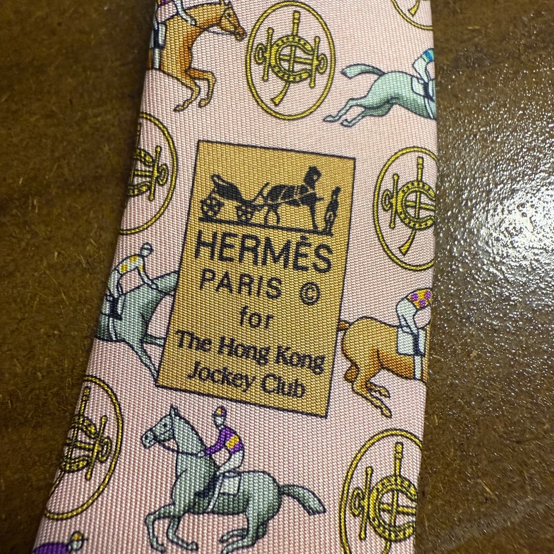 에르메스 HERMES 홍콩 자키 클럽 기수 패턴 실크 넥타이 핑크 상품이미지6