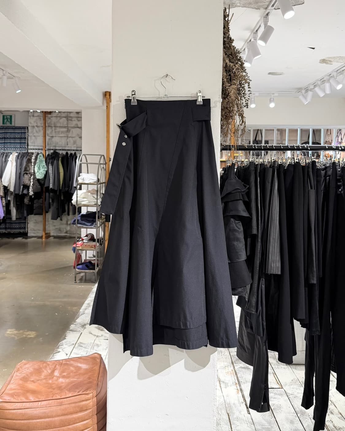 3.1 필립 림 블랙 벨티드 언발란스 롱 스커트 상품이미지4