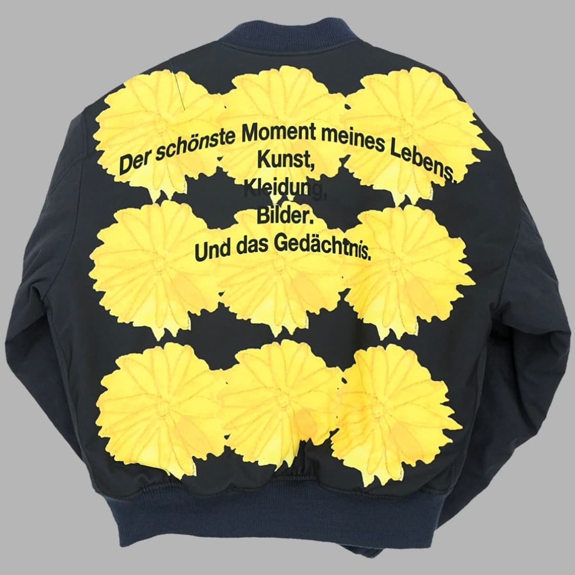 새상품 더뮤지엄비지터 플라워 프린팅 ma-1 상품이미지4