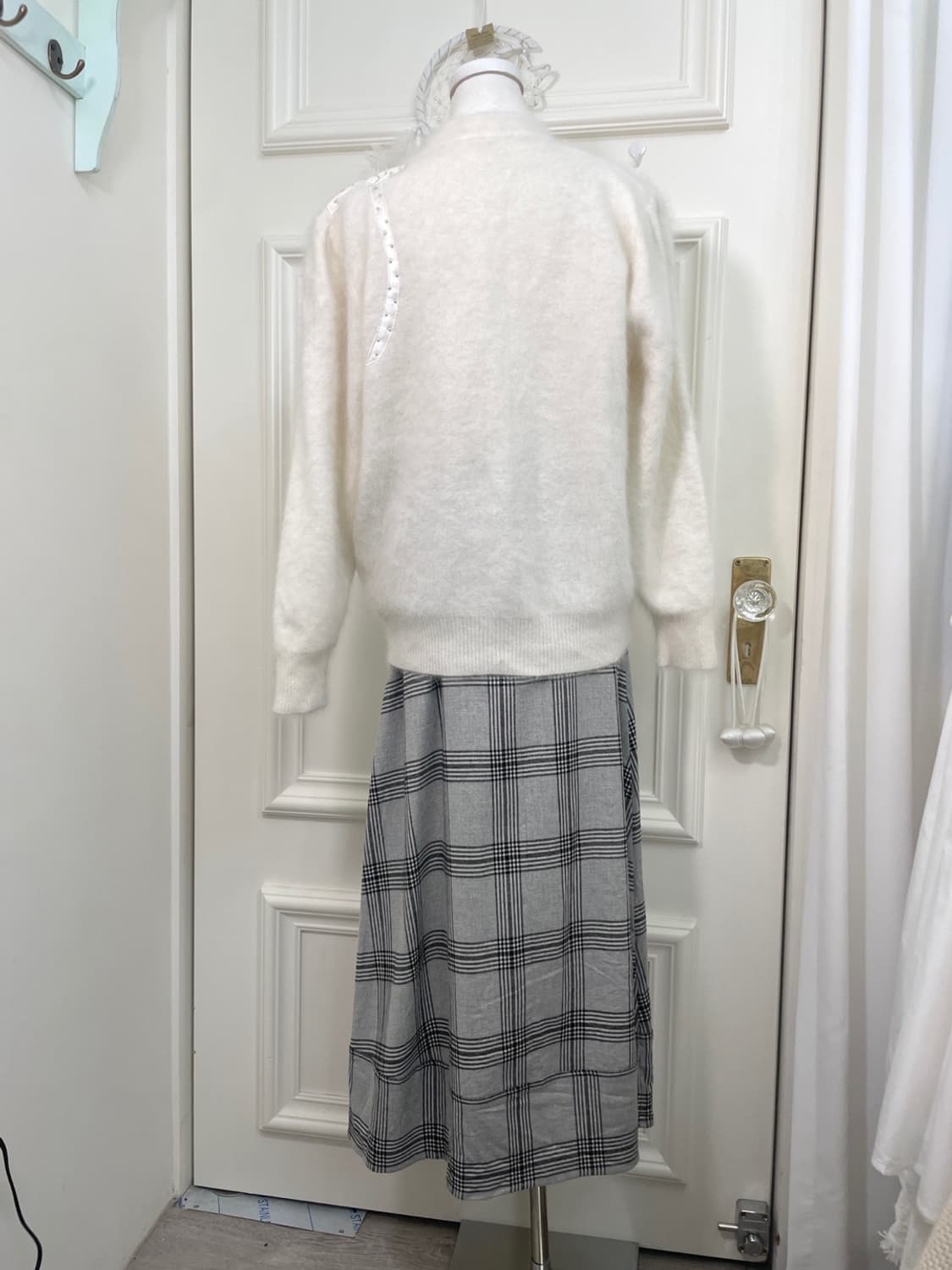 gray check glitter long flare skirt 상품이미지8