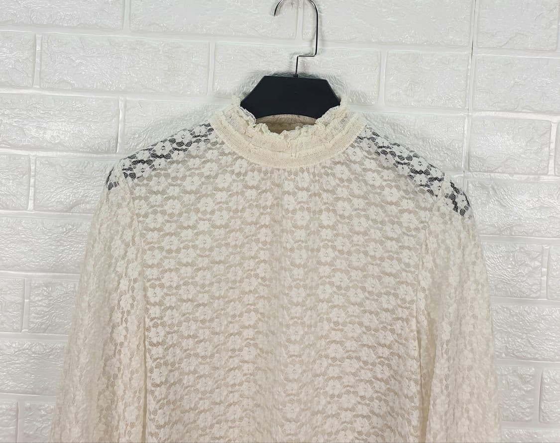 [44]오즈세컨 레이스 하이넥 긴팔 블라우스 상품이미지4