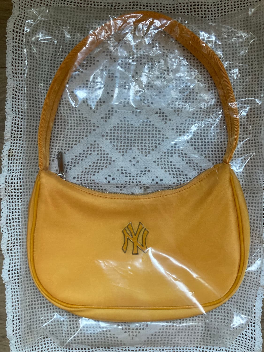 MLB 뉴욕 양키스 옐로우 호보백 상품이미지5