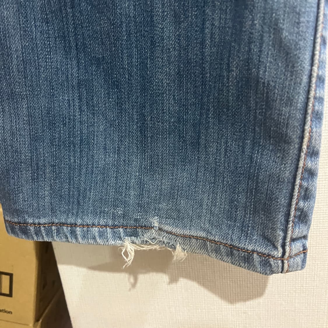 (34/34) 리바이스 501 워싱 스트레이트핏 데님 청바지 상품이미지6