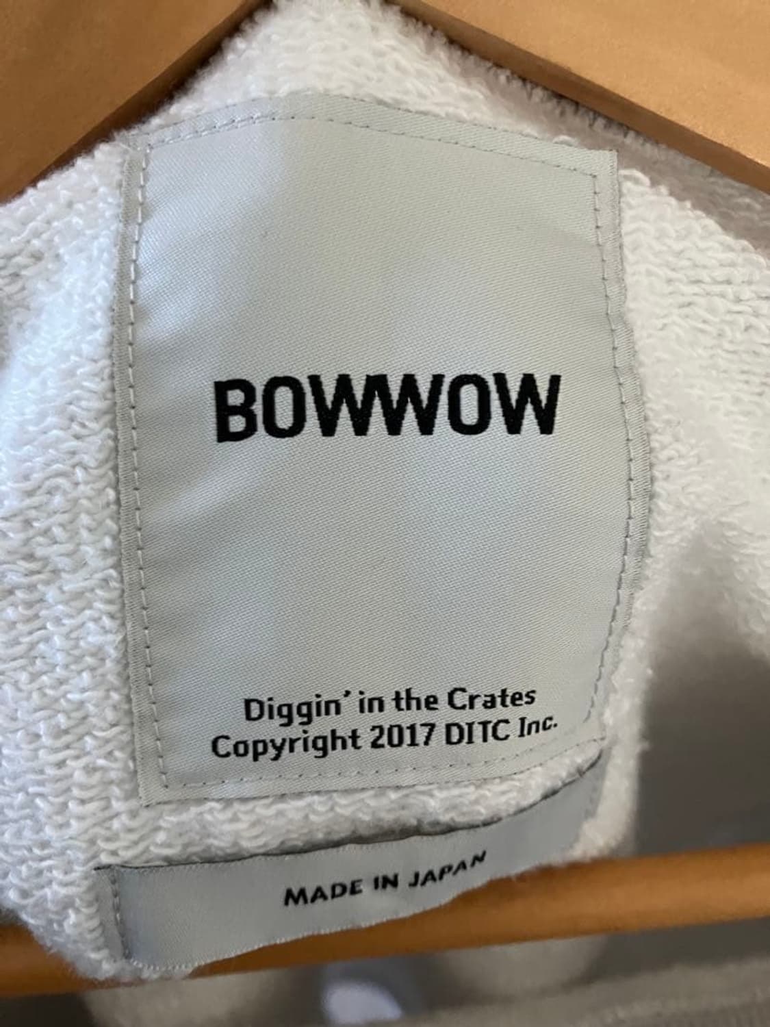 BOWWOW SWEAT SHIRTS 바우와우 스웻셔츠 레글런 맨투맨 상품이미지3