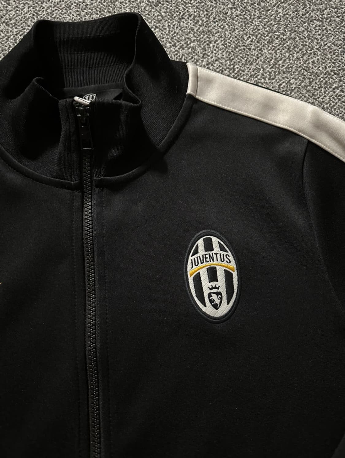 나이키 유벤투스 트랙탑 져지 상품이미지3