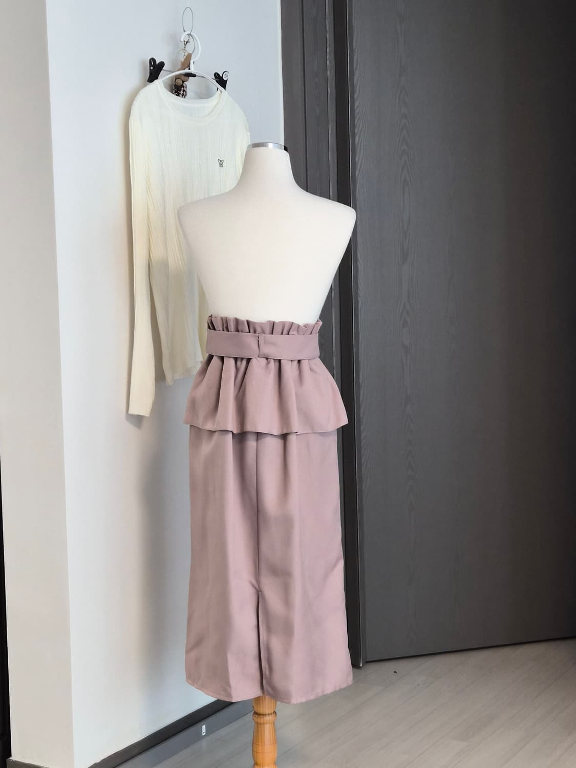 (새상픰 허리쏙! 페플럼 벨티드 롱 스커트 (로즈브라운/인디핑크) 상품이미지4