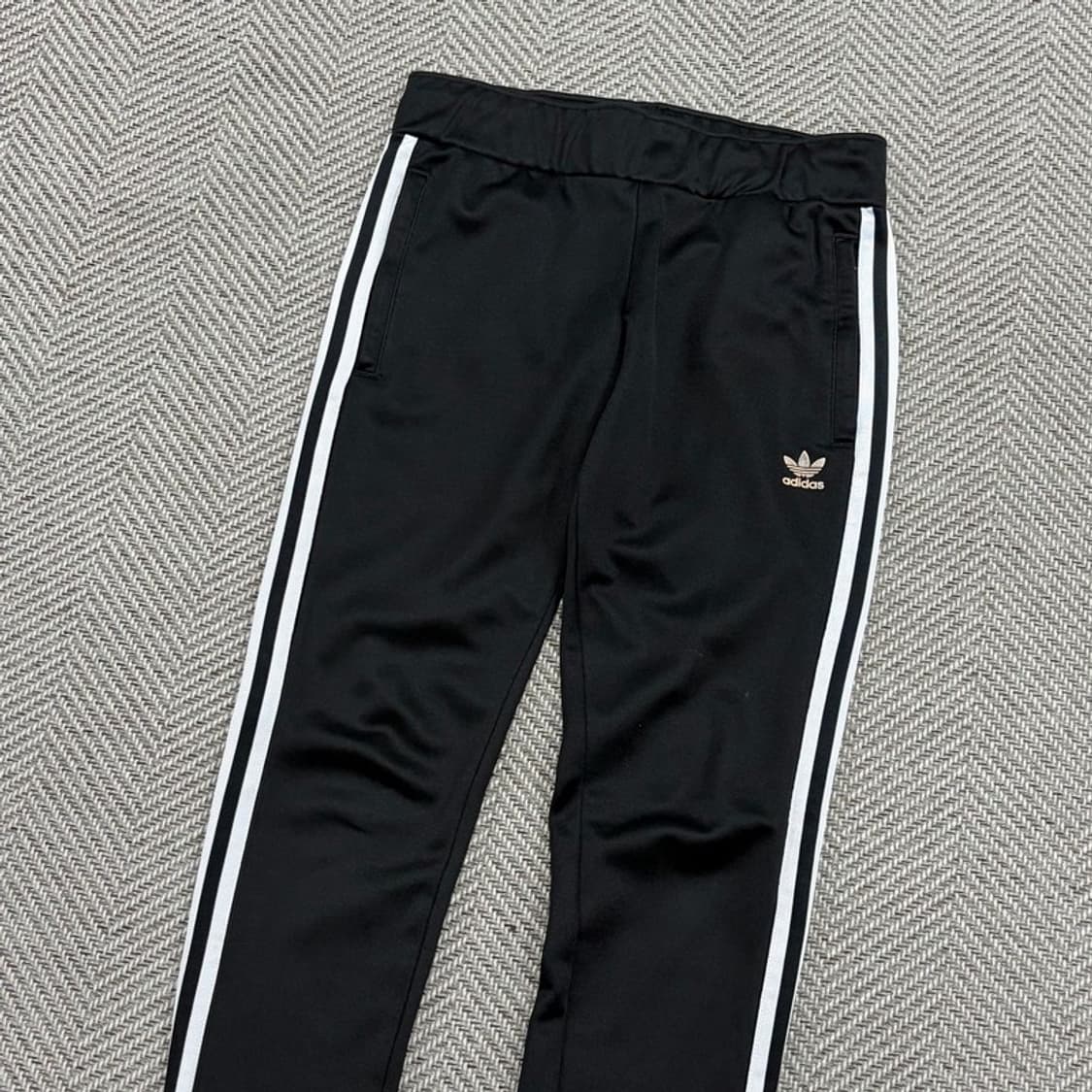아디다스 삼선 로고 트랙팬츠 v4018 상품이미지3