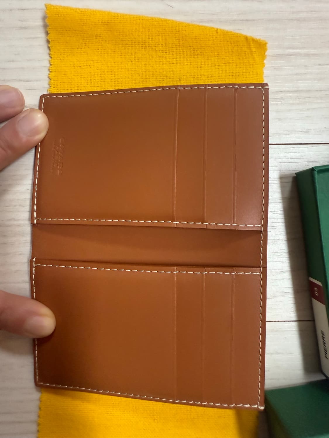 고야드 생피에르 카드지갑 블랙 탄 상품이미지3