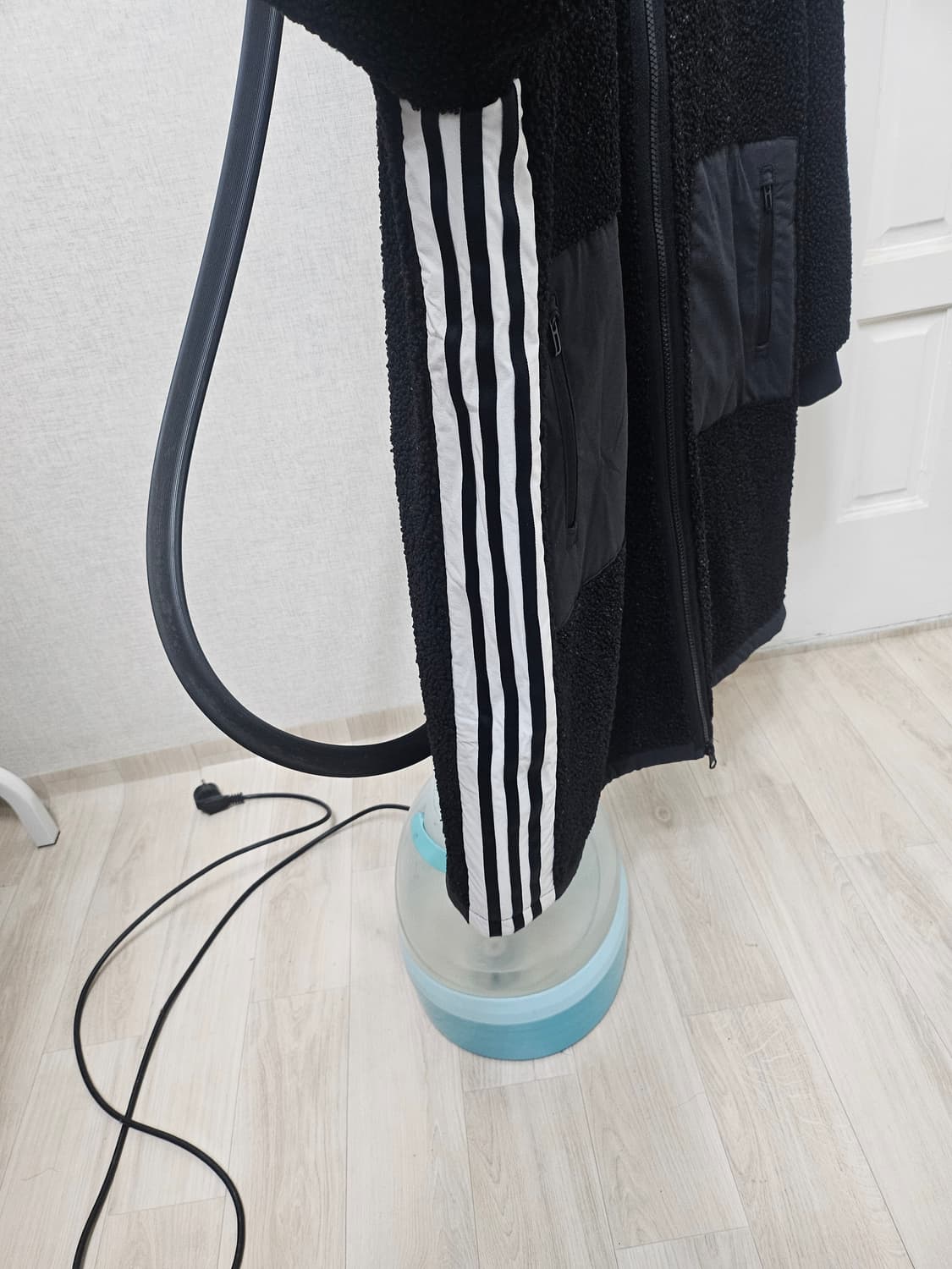 (100~105)L☆초대장급☆아디다스 어반2중지퍼[검흰] 보아롱후리스점퍼 상품이미지5