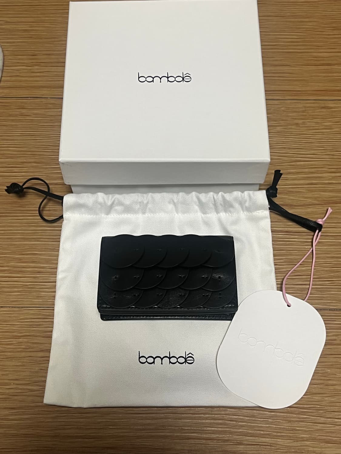 밤볼레 버블 월렛 블랙 상품이미지2