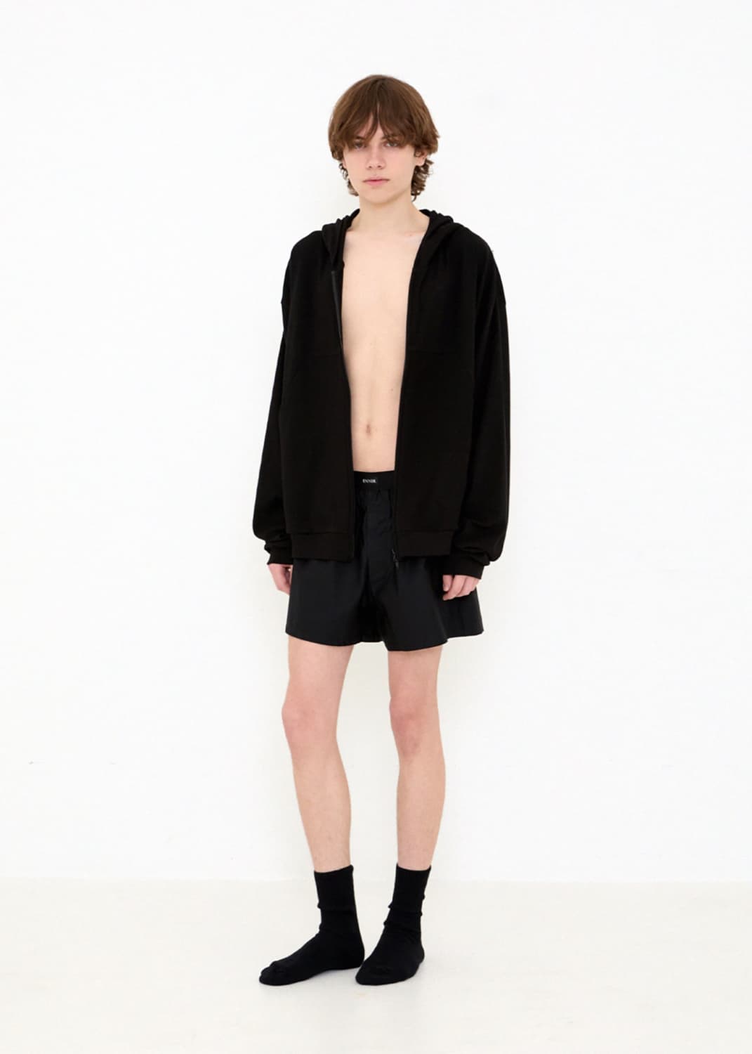 261 LIGHTWEIGHT ZIP HOODIE (BLACK) 상품이미지2