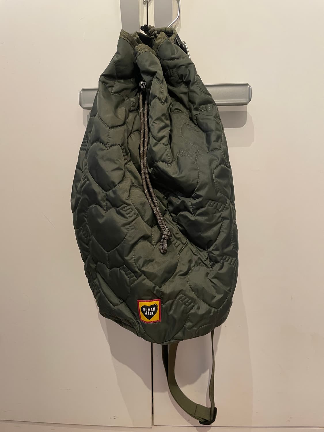 휴먼 메이드 하트 퀼팅 크로스백 상품이미지2