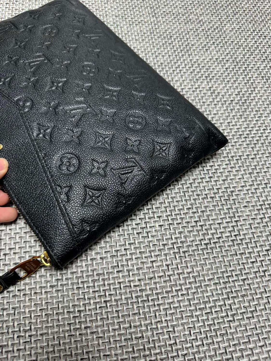 루이비통 앙프렝뜨 클러치 가방 상품이미지7