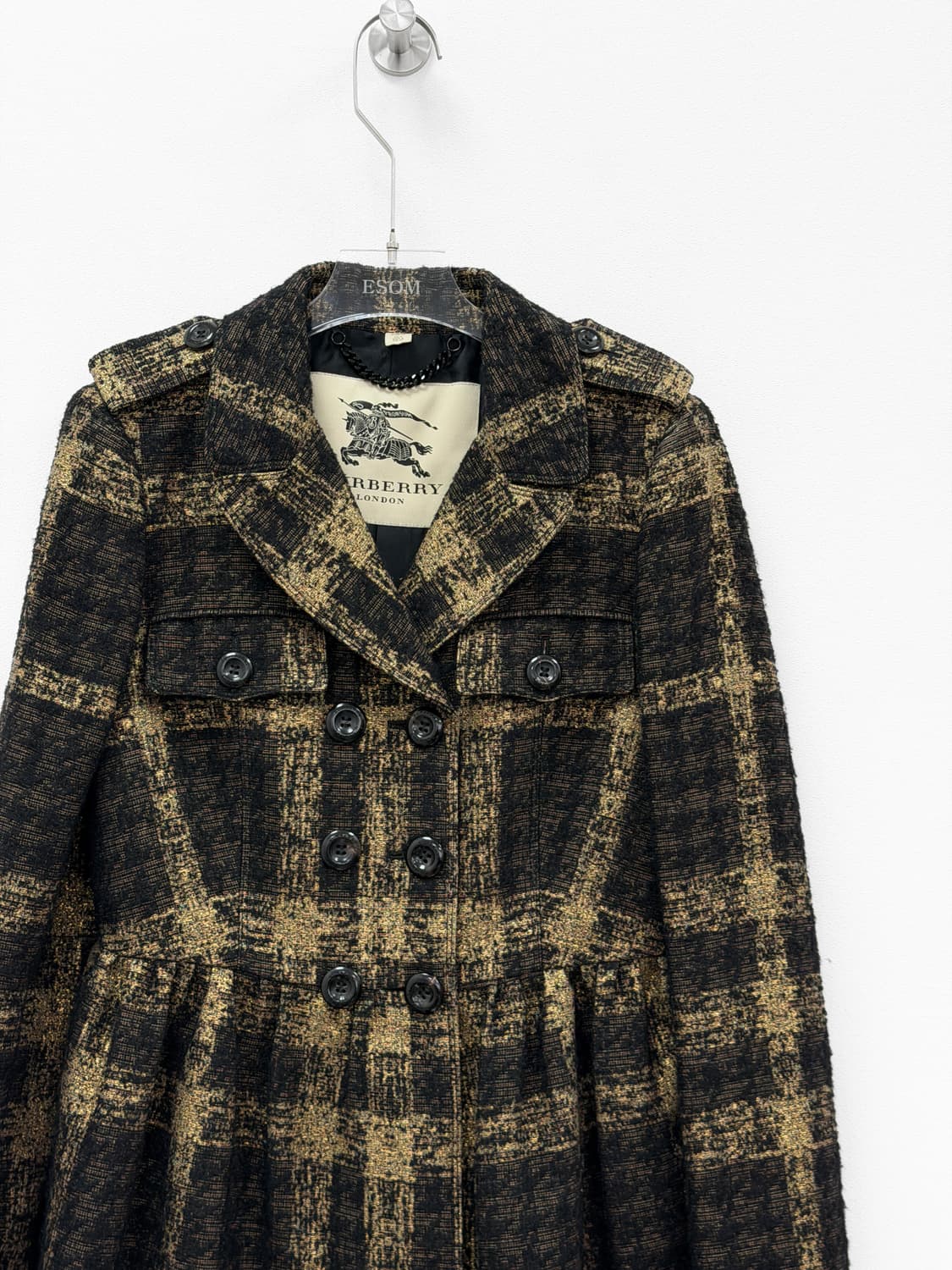 버버리 런던 골드 메탈릭 트위드 코트 상품이미지3