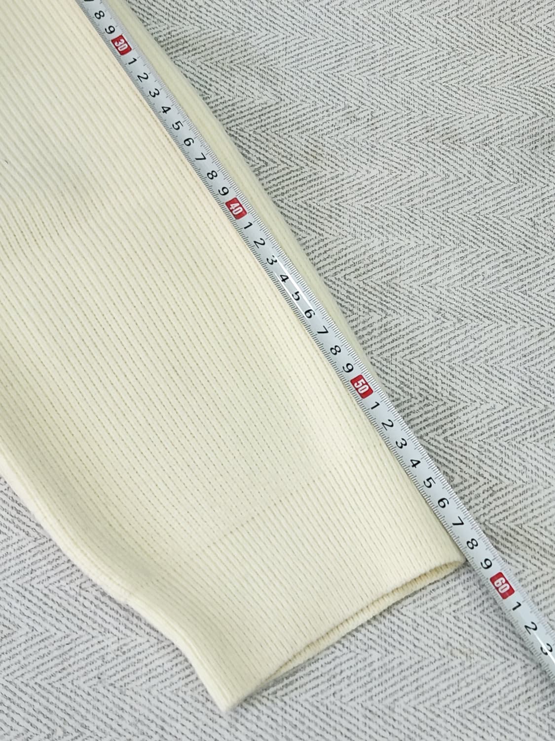 [L] 어누즈 Anouz 브이넥 릴렉스핏 니트 아이보리 남성 L 상품이미지9