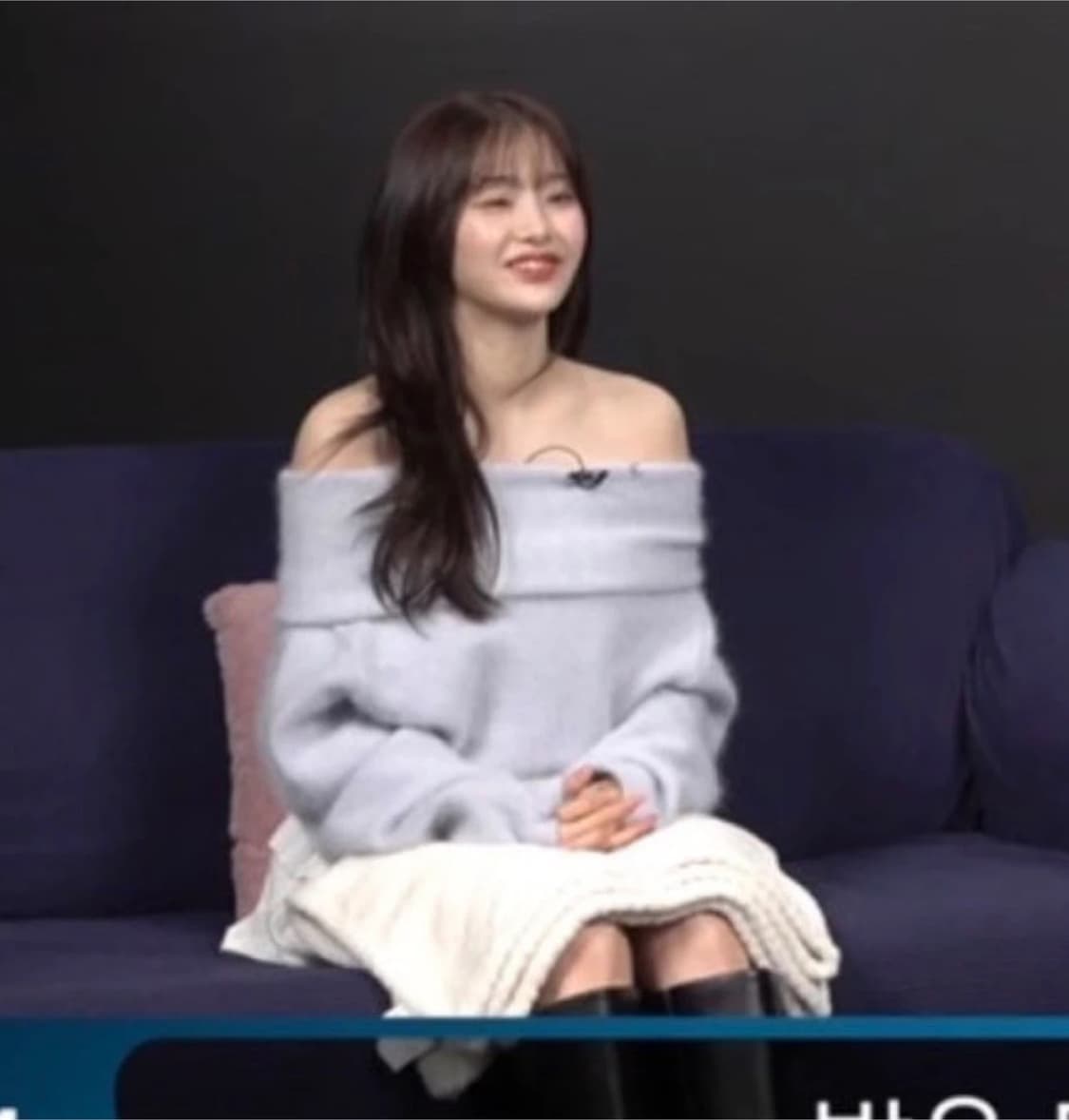 오디에스 ods 오프숄더 니트 블루 상품이미지2