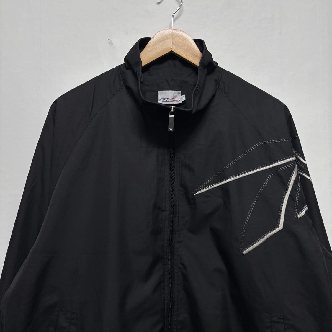리복 블랙 올드스쿨 바람막이 상품이미지2