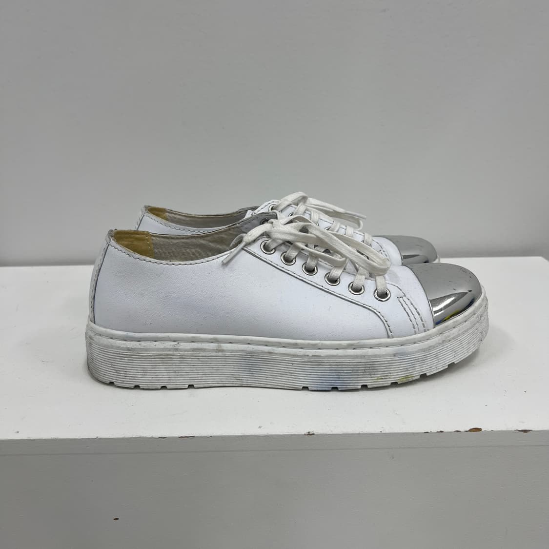 닥터마틴 알렉세이 화이트 레더 스니커즈 37 상품이미지4