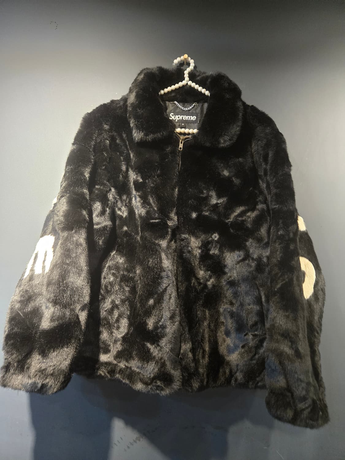 슈프림퍼자켓 상품이미지2