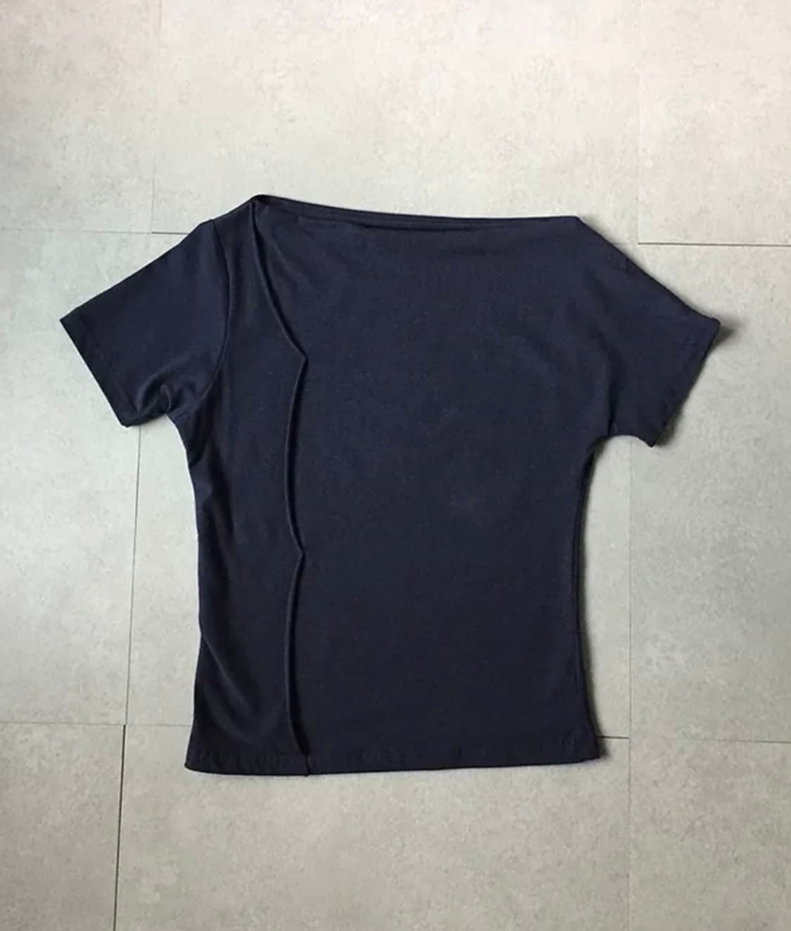 rihae asymmetric wave tee 반팔 상품이미지3