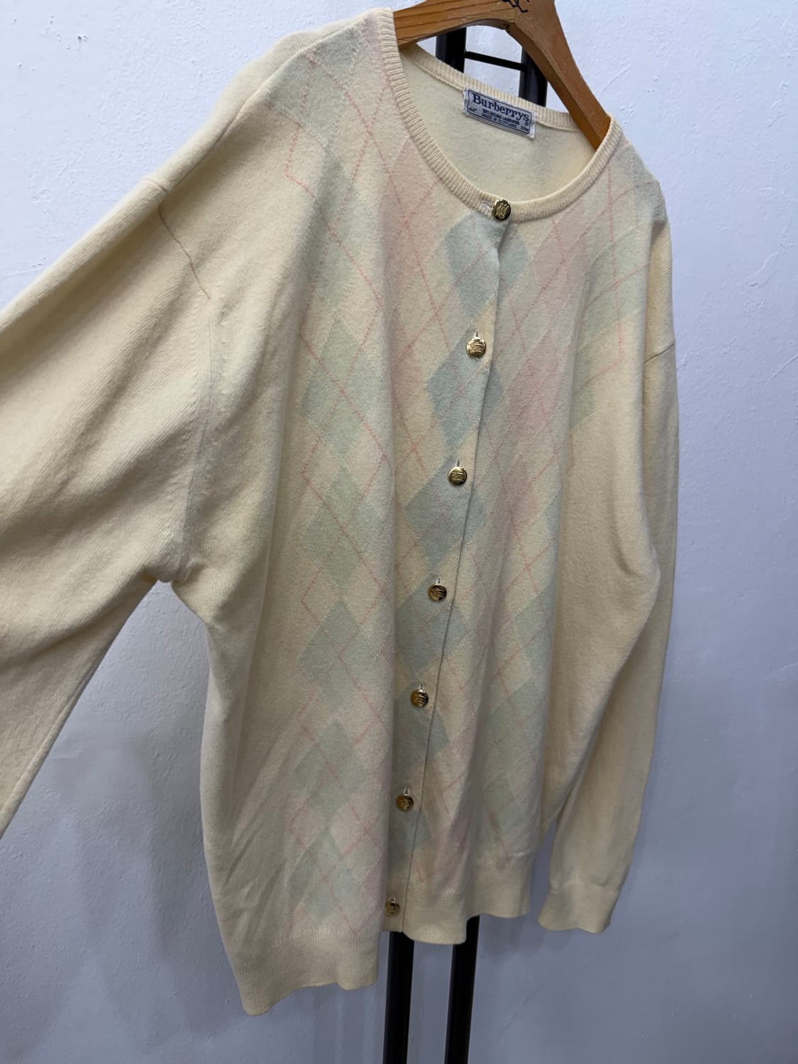 정품) 버버리 아가일 금장버튼 가디건 44 상품이미지2